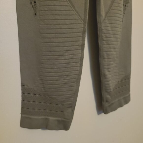 Gymshark | Women's Olive Green Energy Seamless Leggings (Size XXS) - Picture 8 of 11